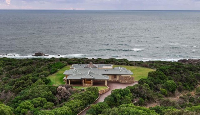 Incognito - An Exclusive Oceanfront Estate