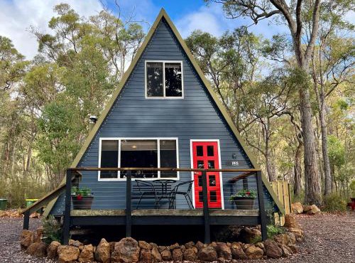 Iris at Porongurup Chalets