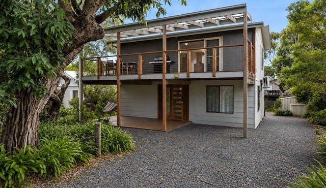 Island Treetops by Ready Set Stay