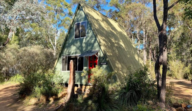 Jasmine at Porongurup Chalets