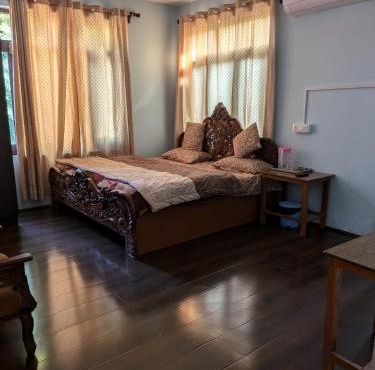 John's palace in Srinagar