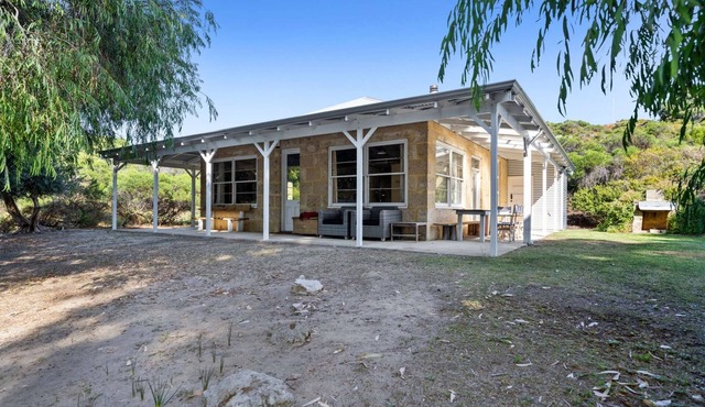 Kangaroo Cottage – Beachside Escape in Dawesville