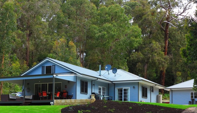 Karri Lane Lake House