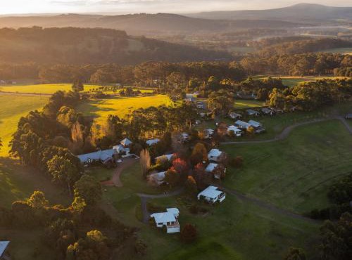 Karri Mia Chalets and Studios