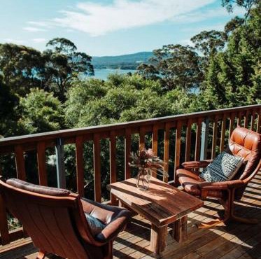 Kelp Cabin intimate, calm and restful