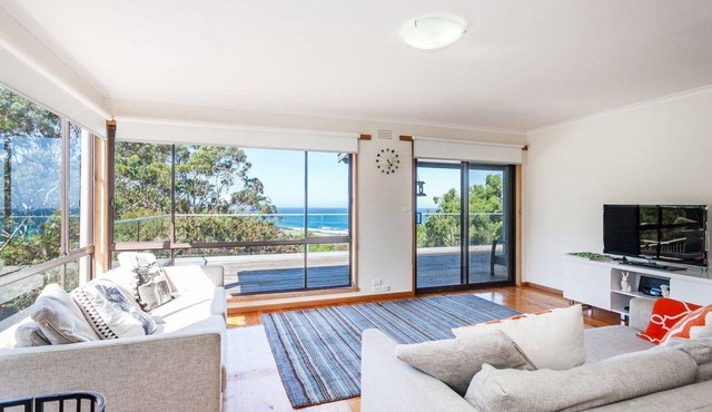 Kennett Bach - Where the Ocean Meets the Forest