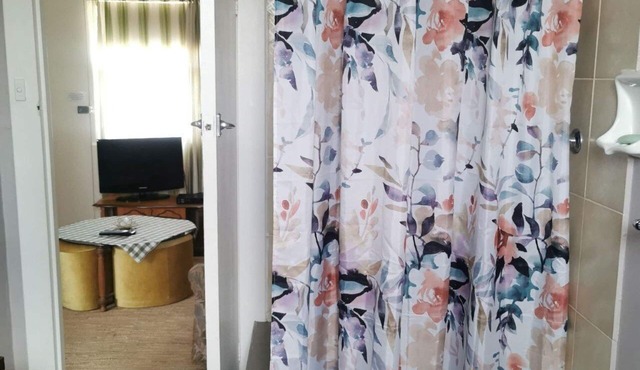 Kimba Units 5 - self contained apartment discounts for more than one night