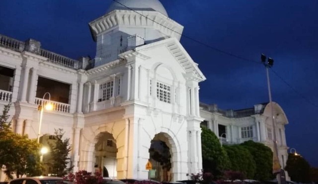 Kinta Riverfront Hotel & Suites