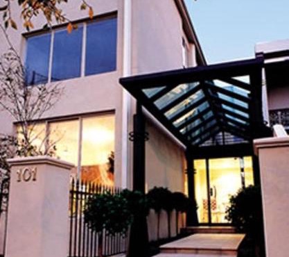Knightsbridge Apartments