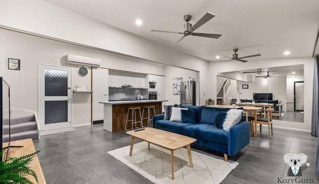 KozyGuru | Spring Hill | 2 Bed 2.5 Bath