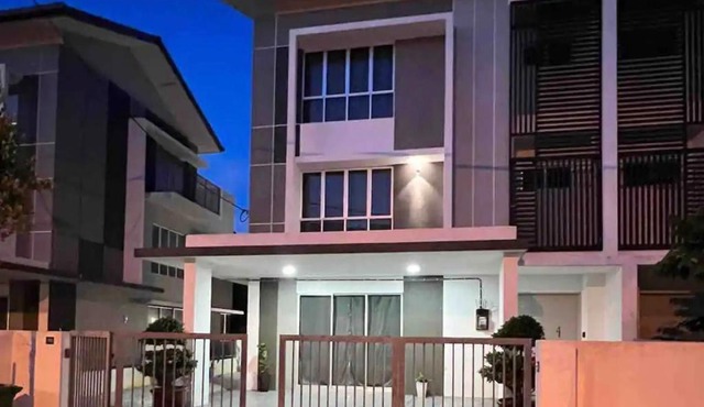 Kuala Selangor Semi -D 20pax Ev Wallbox KTV Children Pool