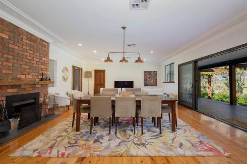 La Roseraie - Elegant Hunter Valley Vines Homestead in Pokolbin