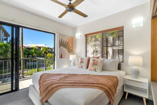 Lagoon Breeze - Beachside Living with Resort Perks