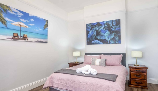 Large 2-Bedroom Apartment on Summer Near Cook Park with private secure parking