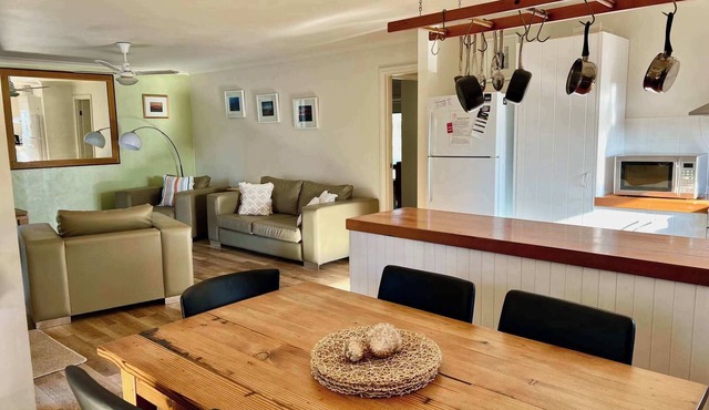 Lazy Sails Starboard -Available JuneLW Min2nights - Pets welcome outside, WiFi
