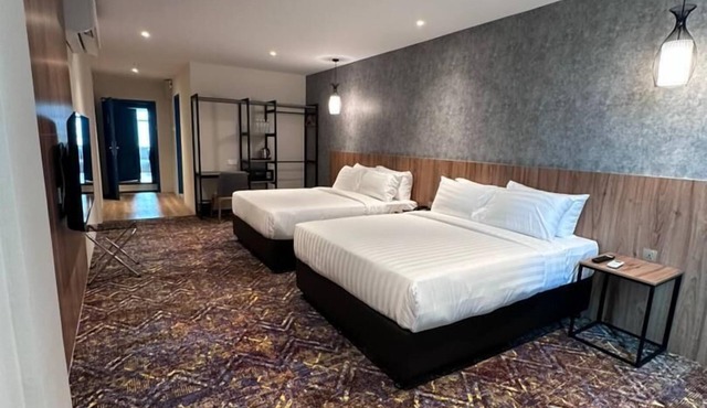 Le'genda Hotel