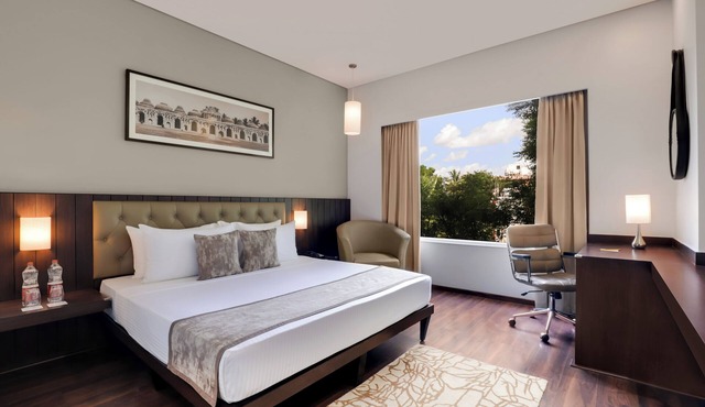 Lemon Tree Hotel Hubli in Hubli