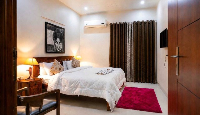 Lime Tree Luxury 3Bhk Serviced Apartment in Gurugram