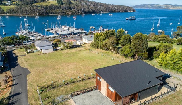Little Oyster Bayview