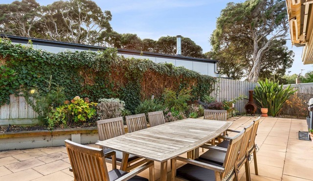Lockington Breeze - Point Lonsdale