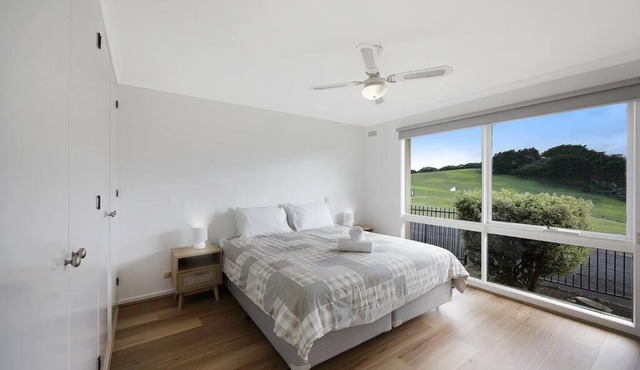 Logans Beach Apartments - Greenviews in Warrnambool
