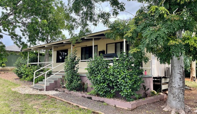 Lovely cottage in the historic town of Wyndham, East Kimberley WA.