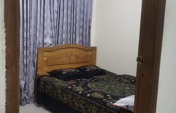 Lovely double bedroom, next to Dhaka airport please see all pictures in Dhaka