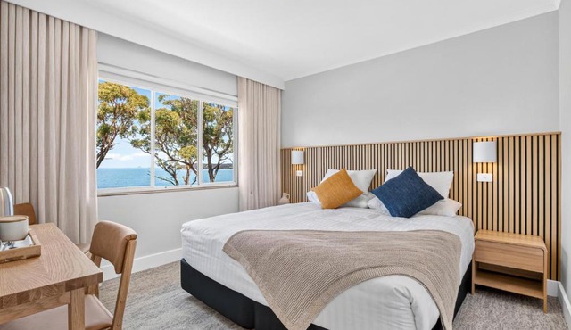 Lufra Beachside Hotel