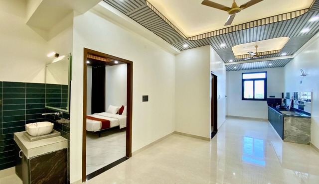 Luxe Stays