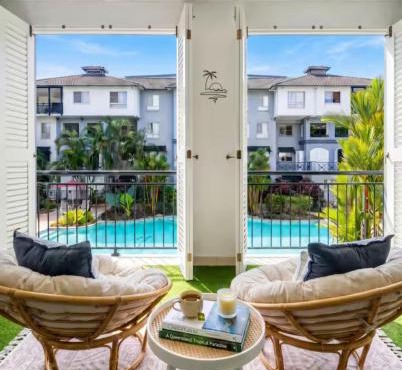 Luxury 2Bed 2bath Poolview apartment with Lift and 4pools
