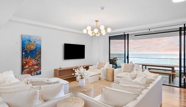 Luxury Oceanview Penthouse at Northshore Tower Cairns