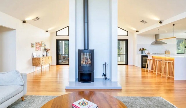 Luxury Swan Valley farm stay
