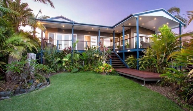 Luxury Villa, Open Fire, Spa, Harbor Views, Pets, Babies, Surfing, Snorkeling