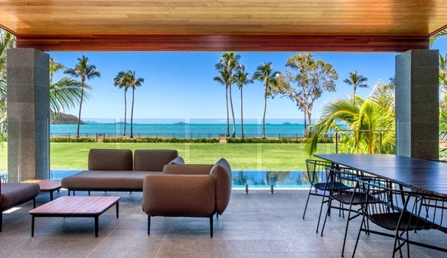 Luxury Villas Turquoise (Heated Pool)