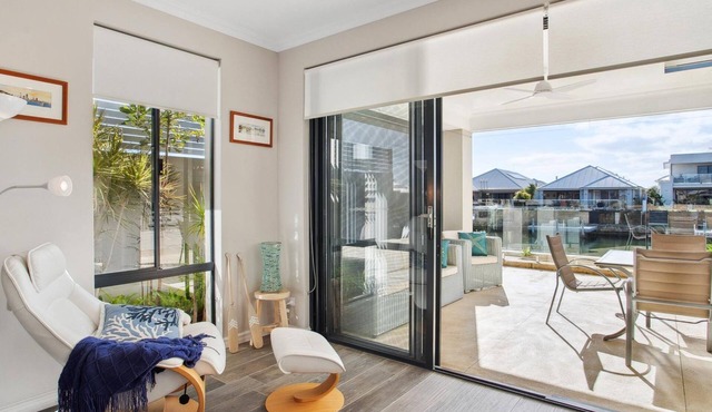 Luxury Waterfront Canal Estate - Mariners Retreat