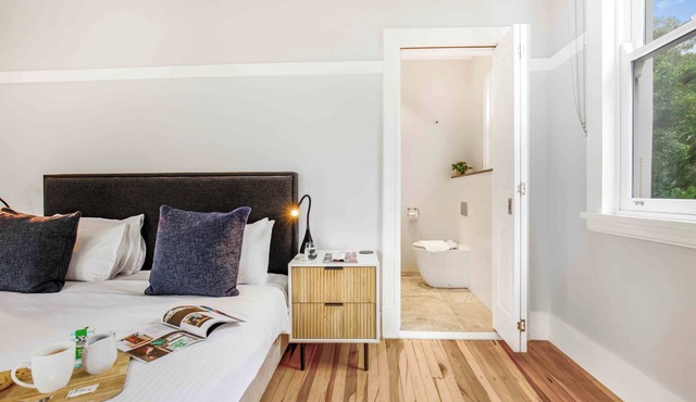 Magnificent 2BR Harbour Views