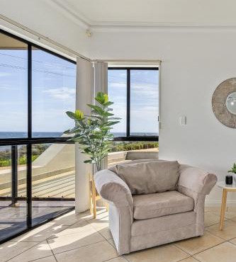 Mareblue Villa - Aldinga Beach - C21 SouthCoast Holidays in Aldinga Beach