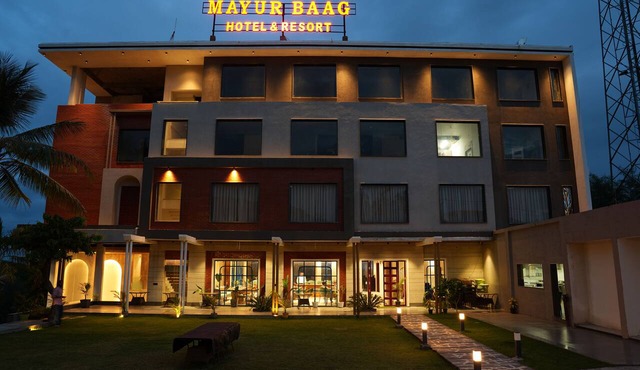 Mayur baag resort