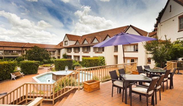 Mercure Canberra