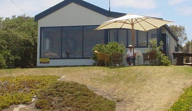 Middleton Bay Cottage - Best Views on the Peninsula
