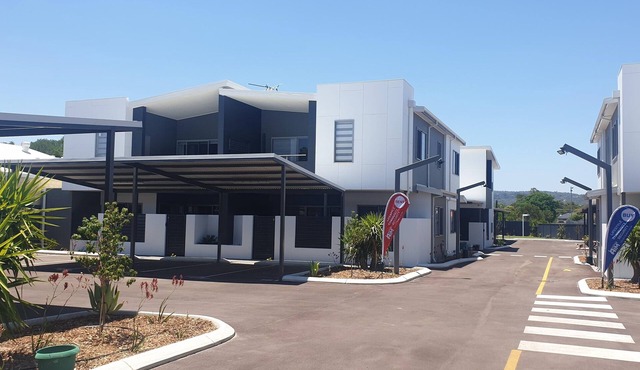 MODERN 2 BED APARTMENTS WITH WHEELCHAIR ACCESS