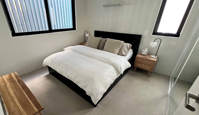Modern and cozy 1 bedroom apartment in a central location in Randwick