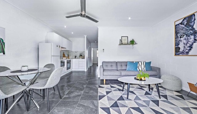 Modern Beach Front Apartment