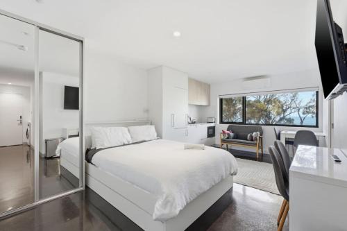 Modern Beachside Studio
