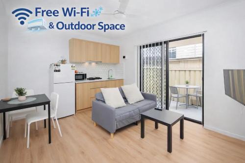 Modern New-Build Peaceful Home Studio