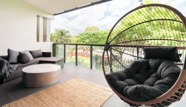 Modern Oasis in New Farm l Walk to River and Cafes