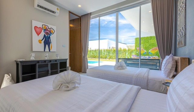 Modern Tropical 4 Bedroom Pool Villa (KH-B5) in Hua Hin