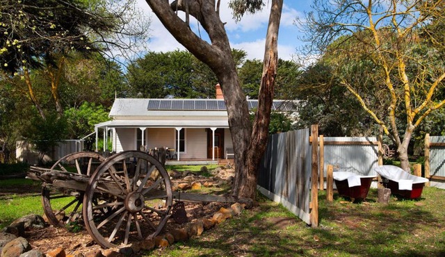 Moragoe Homestead