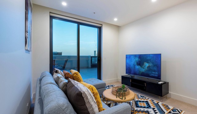 MSA Vision: 3-Bed 2-Bath apartment with Balcony, City Views, Gym, Pool & Parking