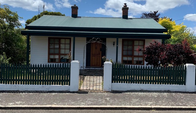 Much Loved Period Cottage